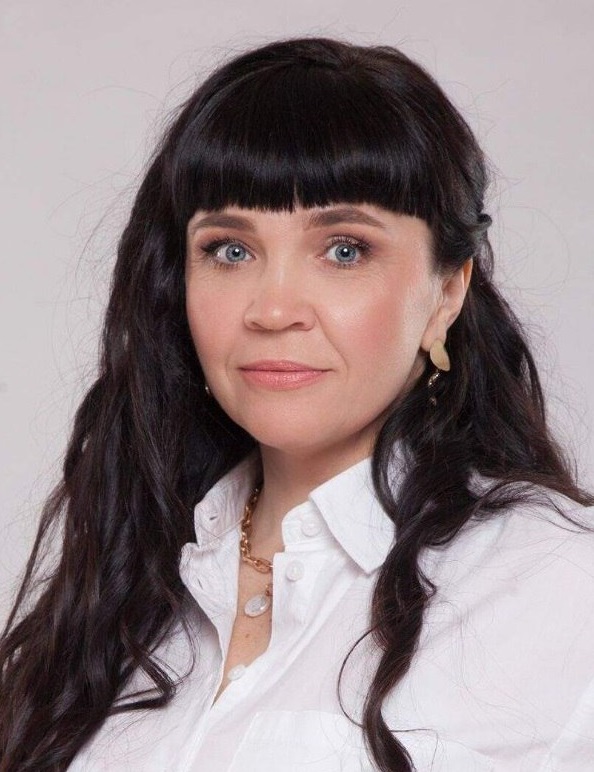 photo_5305301156760777347_x (1).jpg